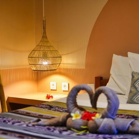Mango Tree House Hotel กีลีตราวางัน ภายนอก รูปภาพ