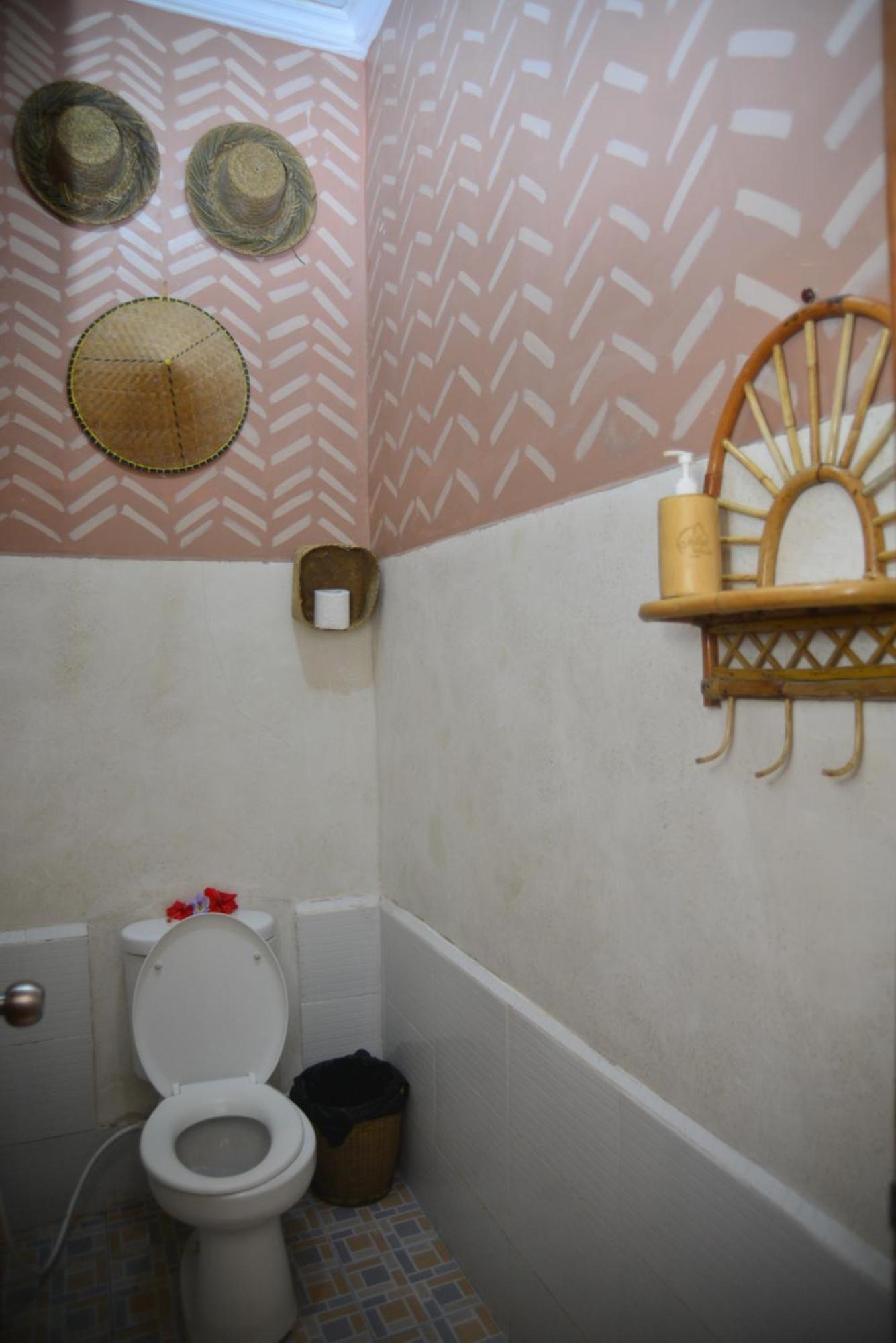 Mango Tree House Hotel กีลีตราวางัน ภายนอก รูปภาพ
